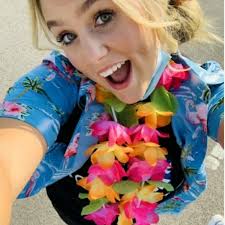 Amanda Herndon (@amanda_herndon_) • Instagram photos and videos