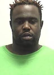 Tail pipe sparks lead to felon's arrest