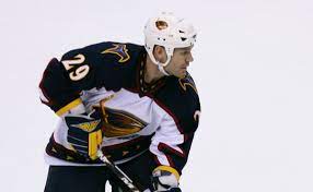 The new boss is one of blue jackets' old bosses, only brad larsen isn't old by nhl coaching standards. H95cnztil5vhom