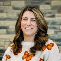 Amy Marinelli's Instagram, Twitter & Facebook