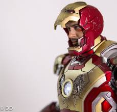 Hot Toys product photography :: Behance