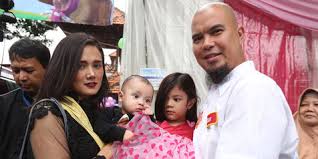 We did not find results for: Tedak Siten Baby Er Keluarga Ahmad Dhani Pakai Baju Adat Jawa Kapanlagi Com