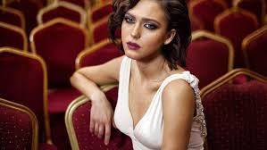 Tv, film, theatre actor born on 29th february 1992 based in bucharest, romania. Michaela Prosan Si Iubitul Ei