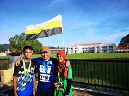 Для просмотра онлайн кликните на видео ⤵. Larian Hari Keputeraan Sultan Nazrin Shah Lhksns 2018 Di Kuala Kangsar Perak