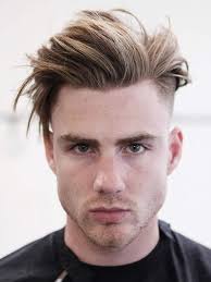 Check spelling or type a new query. Welche Lange An Den Seiten Bei Blonden Haaren Undercut Frisur Seite Kurz