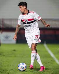 sɐ̃w ˈpawlu futʃiˈbɔw ˈklubi ()), commonly referred to as são paulo, is a professional football club in the morumbi district of são paulo, brazil, founded in 1930. Spfc Estatisticas V Twitter Emiliano Rigoni Com A Camisa Do Sao Paulo 6 Partidas 5 Titular 1 Gol 4 Assistencias 12 Passes Decisivos 11 Dribles Concluidos Baita Inicio Https T Co 3cmixffogj