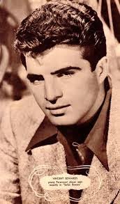 Vincent Edwards's Instagram, Twitter & Facebook