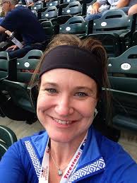 Terri Steen Lahr (@terrilsteen)