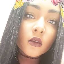 Symone Simmons (@limegreensocs)