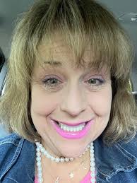 Keke The Spider Monkey ameongeza...