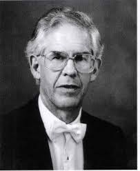 Robert Issel's Instagram, Twitter & Facebook