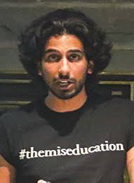 Gustavo Licon's Instagram, Twitter & Facebook