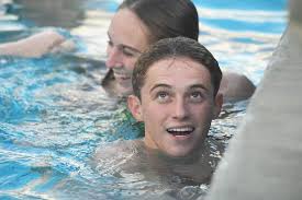 Eastlake swimmers are back in the fast lane