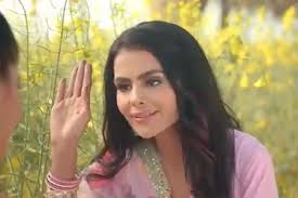 Darmiyaan is one of the most melodious song from the movie jodi breakers, featuring r. In Video First Promo Of Colors New Fiction Udaariyaan