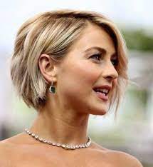 Julianne Hough Short Bob Cutebobhairstyles In 2020 Short Bob Hairstyles Julianne Hough Short Hair Thick Hair Styles