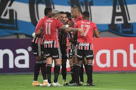 O jogo da 7ª rodada do brasileirão série a 2021 entre as equipes não terá transmissão ao vivo da televisão aberta. Sao Paulo X Rentistas Provaveis Escalacoes Desfalques E Onde Assistir Lance
