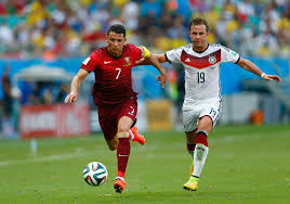 Palavras diferentes com o mesmo significado. Cristiano Ronaldo Mario Goetze Cristiano Ronaldo And Mario Goetze Photos Zimbio