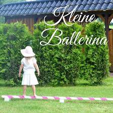 Kleine Ballerina Einen Balancierbalken Bauen Feiersun De Kleine Ballerina Ballerina Gartenideen Kinder