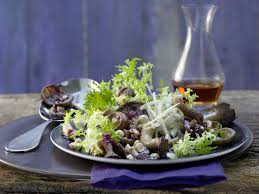 Pilzsalat Mit Frisee Rezept Pilzsalat Pilze Salat