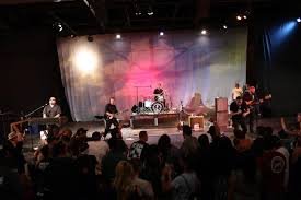 American idol is coming to a close, and top 3 finalist chayce beckham from apple valley is the underdog, according to katy perry. Theaggrolites At The Garden Grove The Sinking Sailors Facebook