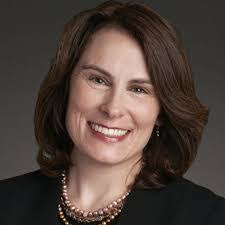 Lisa Weeden's Instagram, Twitter & Facebook