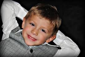 Stephanie Shew's Instagram, Twitter & Facebook