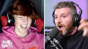 Kenny Arias's Instagram, Twitter & Facebook