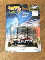 Hot wheels nascar crash race | jonracer3. 2000 Hot Wheels Select 1 64 6 Mark Martin Valvoline Nascar Noc Heroes Sports Cards