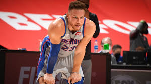Get the latest nba news on blake griffin. It S Official Blake Griffin Bought Out By Detroit Will Become Free Agent