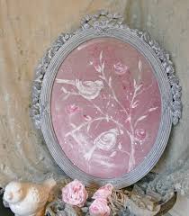 Le rose poudré peut relooker votre intérieur d'une manière punchy et contemporaine, lui apporter un look sophistiqué, élégant et serein ou même un caractère rose poudré & gris. Tableau Aux Oiseaux Blanc Perle De Lumieres Creation D Abat Jour Sur Mesure Decoration Shabby Chic Et Contemporaine
