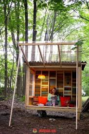 Relaxshacks Dot Com Ein Winziger Heim Studiencontainer Fur Einen Nyu Professor Unser Garten Dot Ein In 2020 Backyard Sheds Building A Shed Cheap Sheds