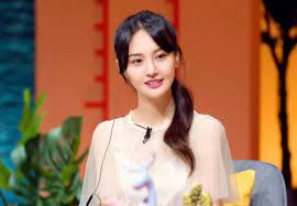 Khuôn mặt của trịnh sảng ngày càng thay đổi, khó nhận ra. Rrnreyxp9oafqm