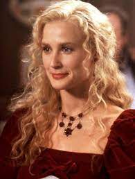 Demi moore's hair is so long, it rests on the table she's standing next to. Pin On Movie Scenes 1