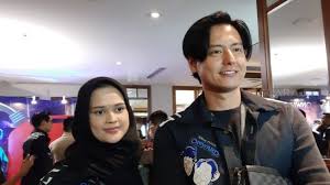 Dede sunandar atau yang biasa dikenal dengan dede cungkring (lahir di ciamis, 19 september 1990; Catherine Wilson Ditangkap Kakak Jessica Iskandar Sindir Richard Kyle