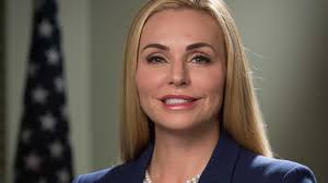 Melissa Howard's Instagram, Twitter & Facebook