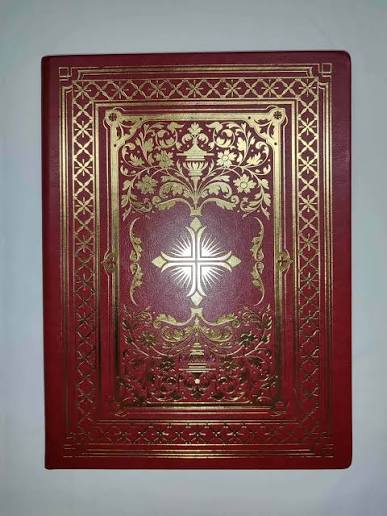 📖 Elevate your liturgical service with our durable Liturgical Binder! Designed with plastic inserts to keep your worship materials neat, protected, and easy to use during celebrations. 💰 Special Price: Php 2,500