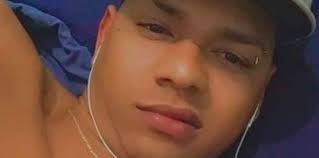 Eric Reinaldo Guzmán Archives