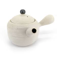 Japanese ceramic teapot handmade by ezgi yasemin emergence of the teapot the refinement of tea consumption—and most likely the impetus for the creation… Japanese Ceramic Teapot Shiromaru White