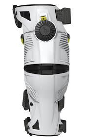 Utilizes pantent pending ccrs (continuous cable routing system) to help support the knee. Mobius Knee Brace X8 Weiss Gelb Zupin Shop