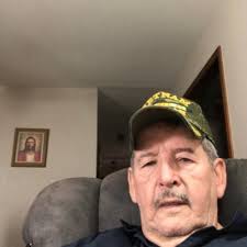 Leslie Barney (@les_barney)