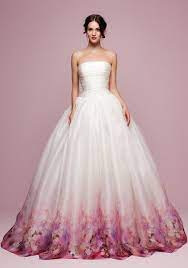 Maybe you would like to learn more about one of these? Ungewohnliche Brautkleider In Aquarell Optik 3 Ungewohnliche Brautkleider Brautmode Hochzeit Kleidung
