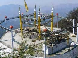 उत्तराखंड के नैनीताल जिले के ओखलकांडा क्षेत्र में देवगुरु बृहस्पति का मंदिर  है। जो कि देवगुरु पर्वत की चोटी पर स्थित है । इस मंदिर को ...