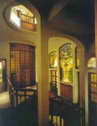 Henry Van De Velde 1863 1957 Mantiene Un Concepto De Arquitectura Fluyente Pero Prescinde De La D Interior Art Nouveau Art Nouveau Arquitectura Art Nouveau