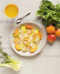 Salade Fenouils Carottes Et Abricots Pour 4 Personnes Recettes Elle A Table Recette Salade Fenouil Idee Salade Fenouil