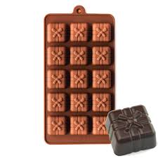 Silikomart has introduced silicone chocolate molds to make light work of your chocolate truffle making endeavors. Silicone Chocolate Mould Gift Box 15 Cavity Chocolate Cake Pans And Moulds Igoodcake