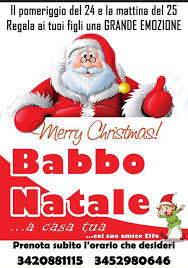 Babbo natale a casa tua. Babbo Natale E L Elfo Con Mascherine A Casa Per La Consegna Dei Regali