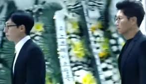 Allkpop please subscribe my channel for more video! Running Man And 2 Days And 1 Night Casts Spotted At Kim Joo Hyuk S Mortuary Defconn Sobbing