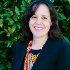 Manuela Gil's Instagram, Twitter & Facebook