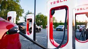 Feb 08, 2021 · the time it takes to fully charge your tesla model will be determined by the charging system that you have at home and how full your battery is. Tesla Charging Stations A Guide To The Tesla Supercharger Network Drivingelectric