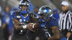 The nc state wolfpack and kentucky wildcats will meet at tiaa bank field in jacksonville, florida for the 2021 gator bowl. Tennessee Vols Vs Kentucky Football Score Predictions Who Has Edge